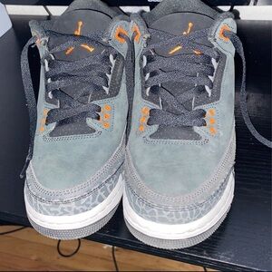 Only worn once they are a size 6.5 message me for special request or photos